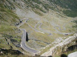 Scopri di più sull'articolo Transfăgărășan… una delle strade piu’ belle del mondo!